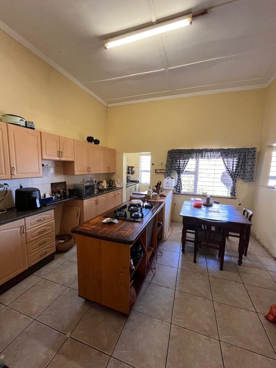 5 Bedroom Property for Sale in Cambridge Eastern Cape